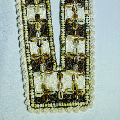 Handcrafted Cowrie Shell V-Neck Patch: Bohemian Floral Applique