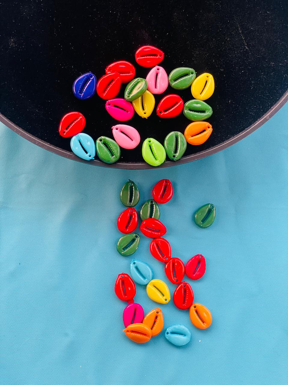Colorful Cowrie Shell Beads, Multi-Color Plastic Charms for Jewelry Making, Festival Accessories