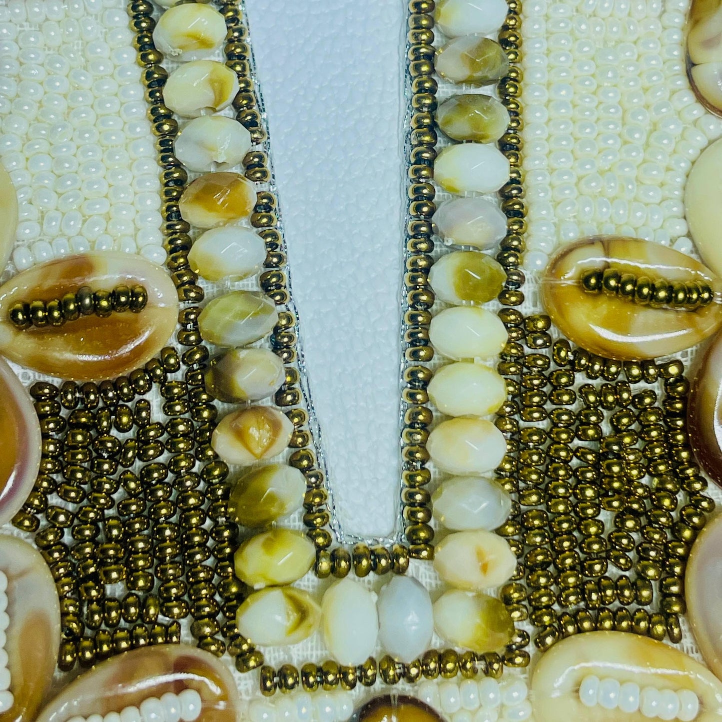 Handcrafted Cowrie Shell V-Neck Patch: Bohemian Floral Applique