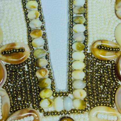 Handcrafted Cowrie Shell V-Neck Patch: Bohemian Floral Applique
