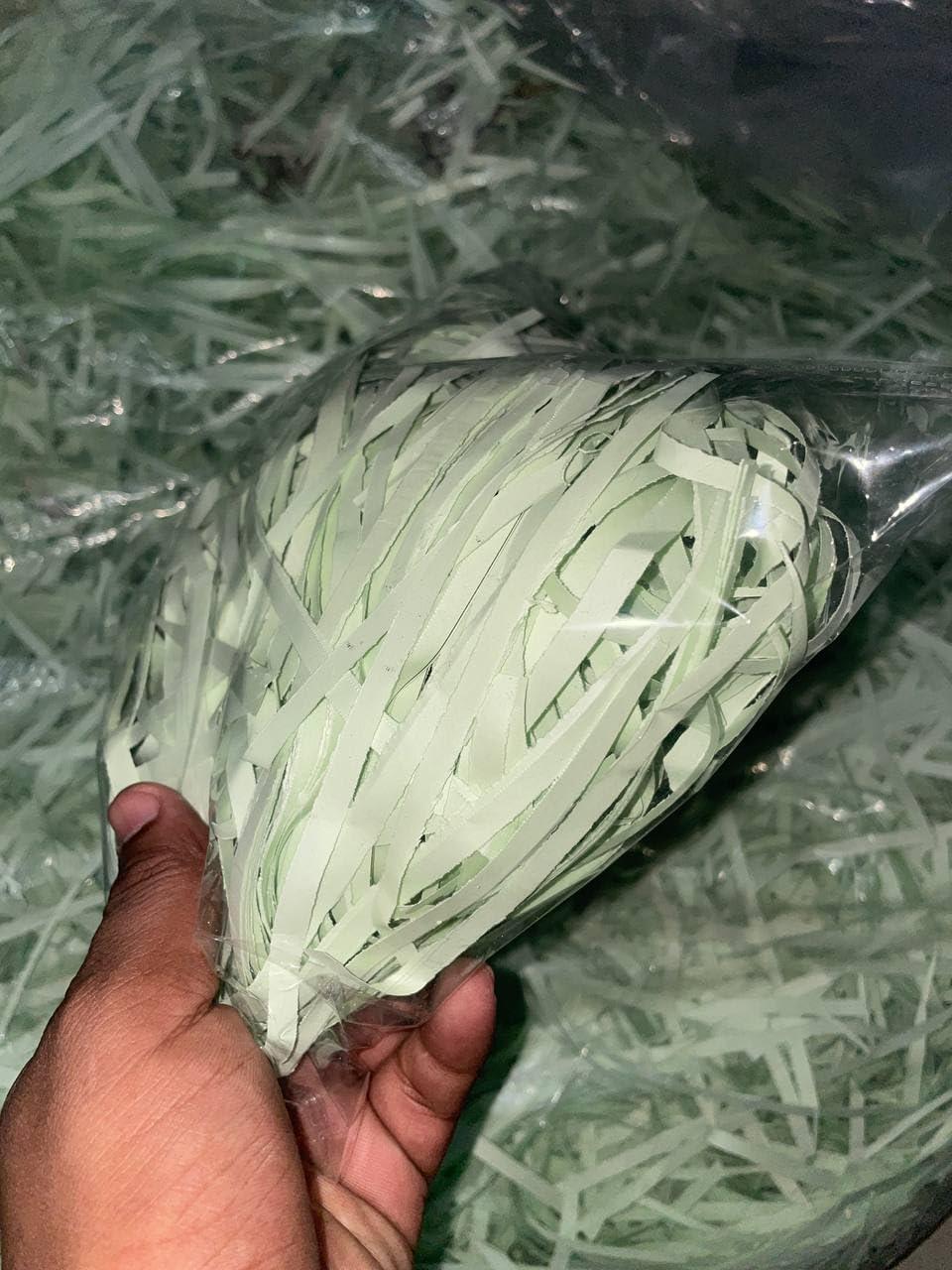 Light Green Shredded Paper Filling: 700g Gift Hamper Packaging
