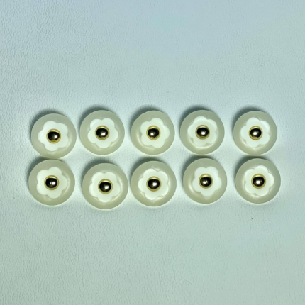 Vintage Daisy Flower Buttons, Frosted White Resin with Gold Center, Floral Design for Crafts and Fashion, 10 Pack