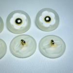 Vintage Daisy Flower Buttons, Frosted White Resin with Gold Center, Floral Design for Crafts and Fashion, 10 Pack - Image 2